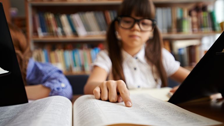 ChatGPT fête ses trois ans : qui sont les "véganes de l’IA" qui refusent de l’utiliser malgré son succès ?