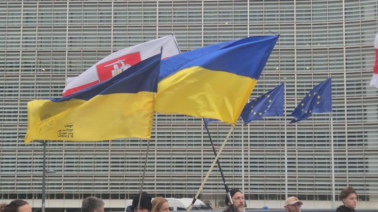 Une adhésion de l’Ukraine à l’UE dès 2027 est envisagée dans le plan de paix américain