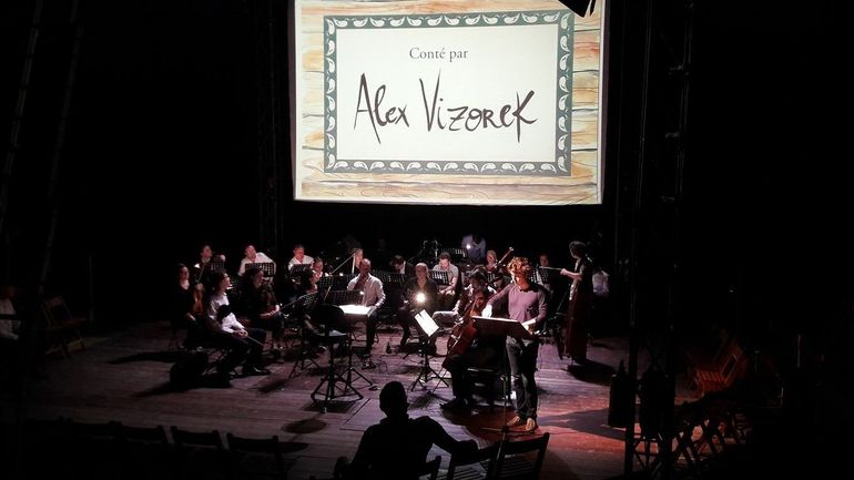 "Pierre & le Loup", un conte musical indémodable, éclairé par la voix et l'humour d'Alex Vizorek "Pierre & le Loup", un conte musical indémodable, éclairé par la voix et l'humour d'Alex Vizorek