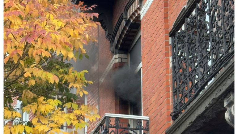 Incendie dans un immeuble à Laeken, 2 personnes intoxiquées par la fumée Incendie dans un immeuble à Laeken, 2 personnes intoxiquées par la fumée