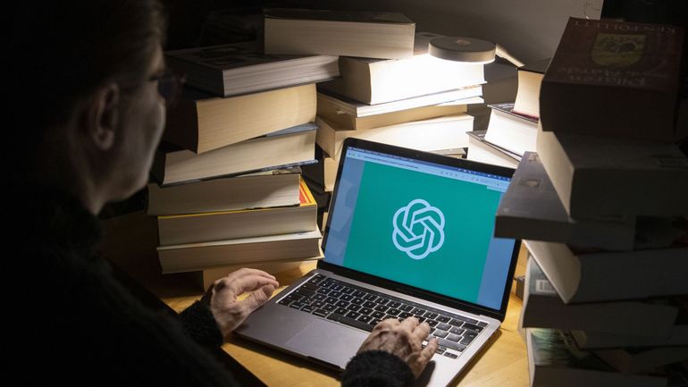 Un avocat condamné pour avoir remis des conclusions fantaisistes rédigées par l'intelligence artificielle