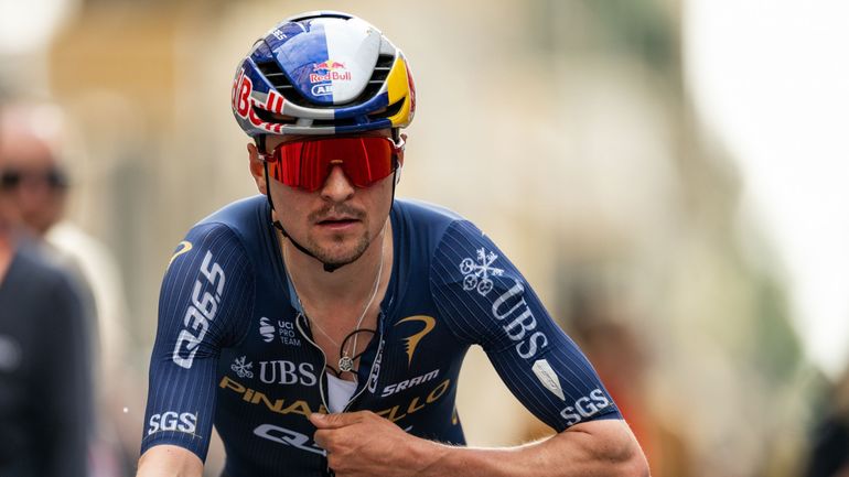 De retour après sa chute, Tom Pidcock battu au sprint sur le Tour des Alpes