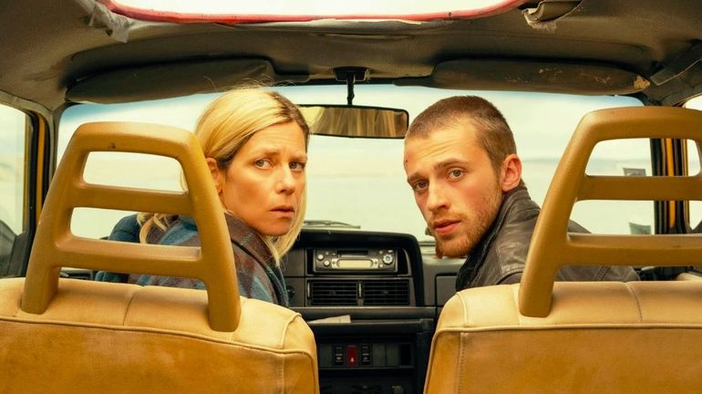Marina Foïs et Benjamin Voisin : un duo inattendu dans un road movie confiné