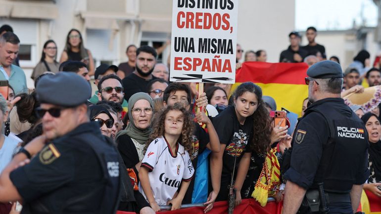 Ceuta est "indissociable" de l'Espagne, dit le roi Felipe VI en visite historique dans l'enclave