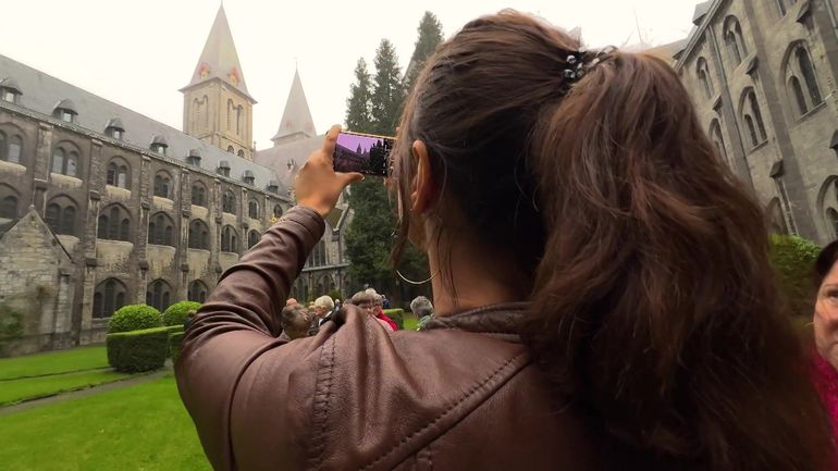 Au cœur de l'Abbaye de Maredsous : architecture, nature et savoir-faire Au cœur de l'Abbaye de Maredsous : architecture, nature et savoir-faire