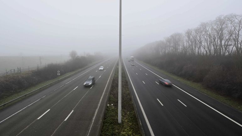 L'IRM émet un avertissement jaune pour conditions glissantes à Anvers et dans le Limbourg