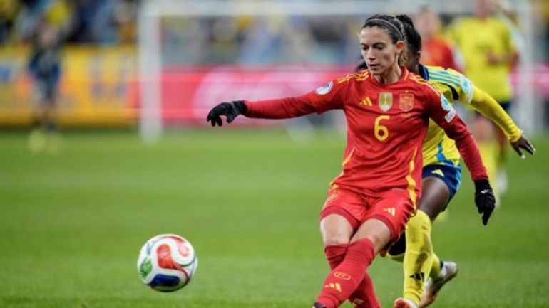 La triple Ballon d’Or Aitana Bonmati victime d’une fracture du péroné