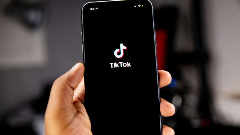 TikTok va permettre aux utilisateurs de contrôler la quantité de contenus IA sur leur flux TikTok va permettre aux utilisateurs de contrôler la quantité de contenus IA sur leur flux