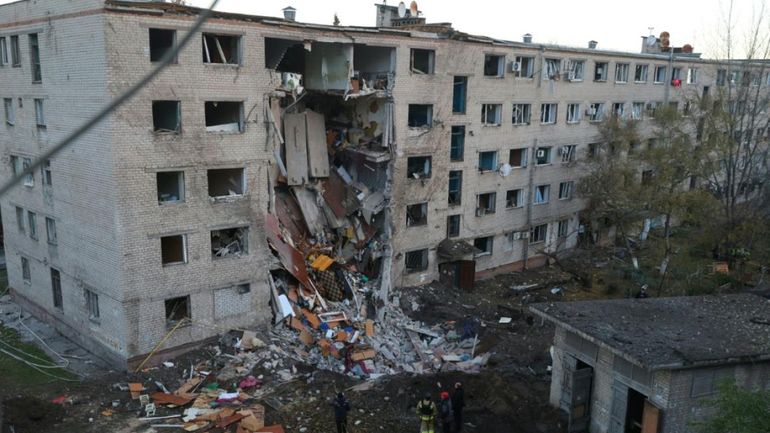 Vaste attaque aérienne russe en Ukraine contre des sites énergétiques, quatre morts Vaste attaque aérienne russe en Ukraine contre des sites énergétiques, quatre morts