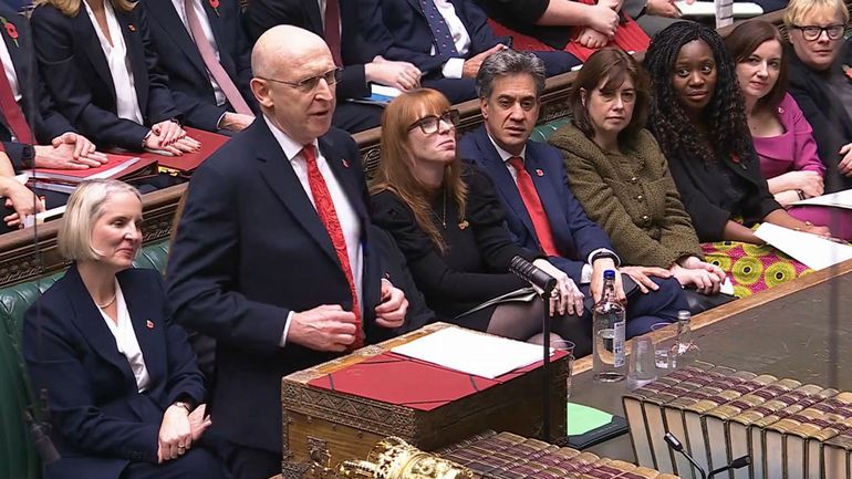 Le gouvernement britannique débloque un budget pour aider 20 millions de foyers à faire face à la hausse des factures d'énergie