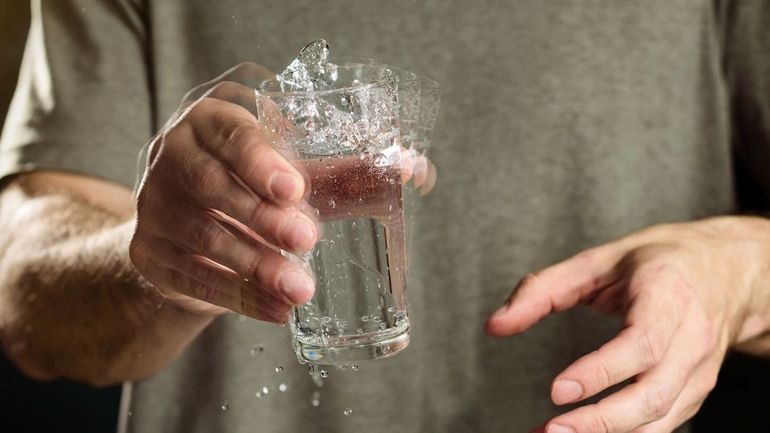 Quand les muscles se rebellent : la dystonie, un trouble du mouvement sous-diagnostiqué Quand les muscles se rebellent : la dystonie, un trouble du mouvement sous-diagnostiqué