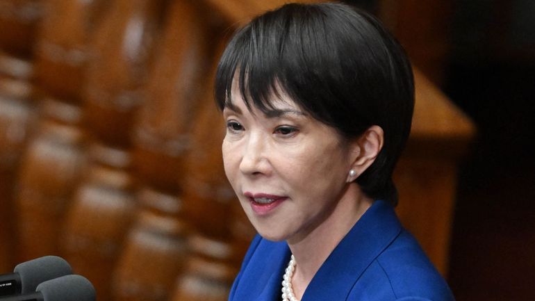 Japon : la nouvelle Première ministre veut accélérer le gonflement des dépenses militaires