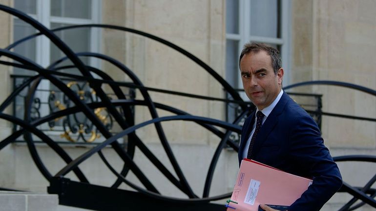 Vers une nouvelle dissolution de l'Assemblée Nationale en France ? Si le gouvernement Lecornu est censuré, Emmanuel Macron renverra aux urnes