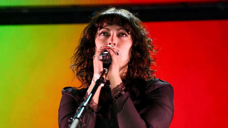 Violet Grohl, fille du leader des Foo Fighters, lance sa carrière solo avec "THUM"