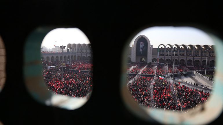 Deuxième jour des funérailles de l'ayatollah Khamenei en Iran : une grande prière donnée à Téhéran, son fils Mojtaba absent