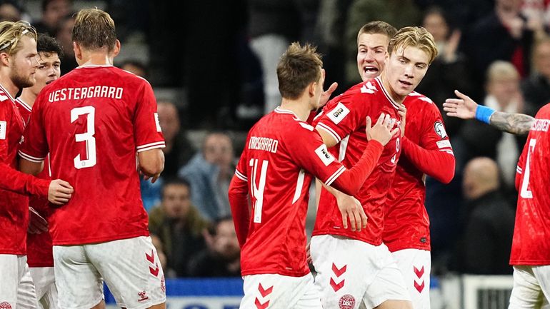 Qualifications Mondial 2026 : le Danemark domine la Grèce malgré un but de Tzolis, la Croatie et la Pologne s'imposent aussi