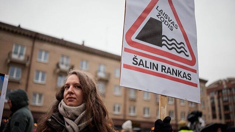 En Lituanie, des manifestations pour dénoncer la menace qui pèse sur la liberté de la presse dans le pays En Lituanie, des manifestations pour dénoncer la menace qui pèse sur la liberté de la presse dans le pays