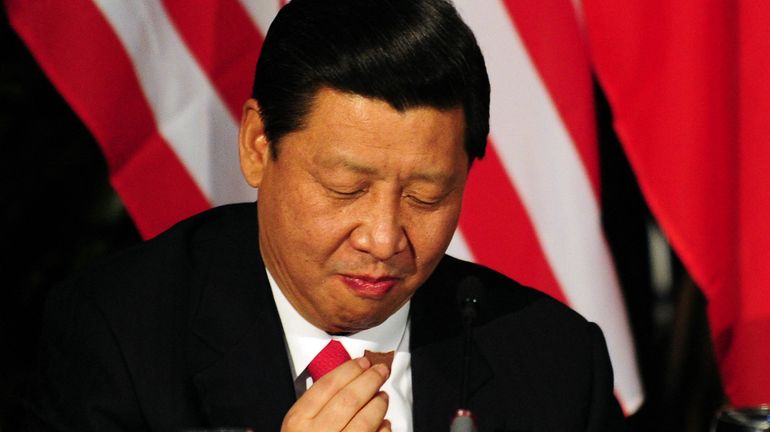 Xi Jinping s'entretient avec Poutine et Trump, plaide pour la "stabilité mondiale"