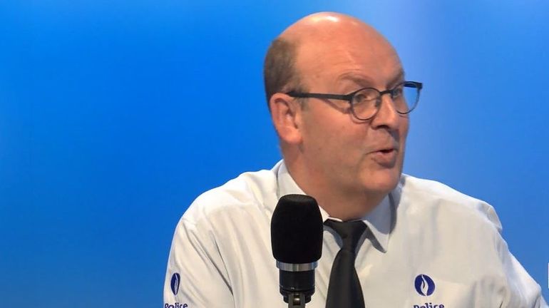 La Louvière : la police va à la rencontre des citoyens pour retisser le lien