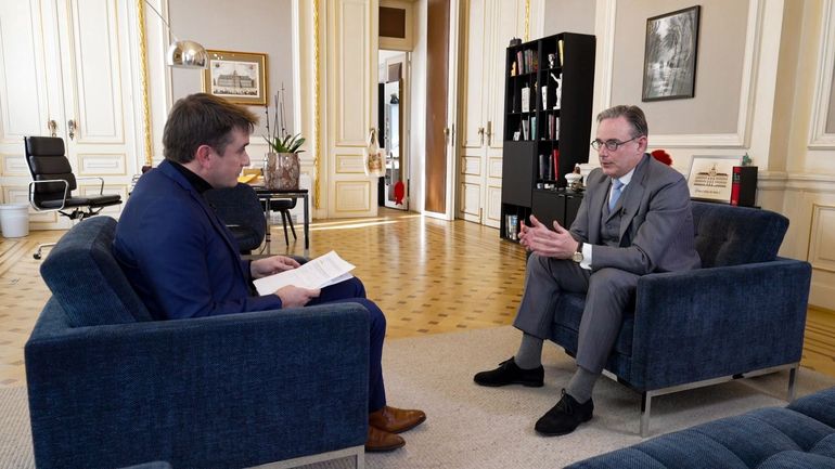 Face à Bart De Wever : Thomas Gadisseux raconte l'envers du décor de ses interviews politiques