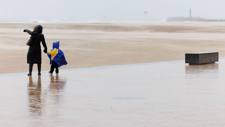 Ostende teste avec succès un mur anti-tempête afin "d'agir rapidement et efficacement"