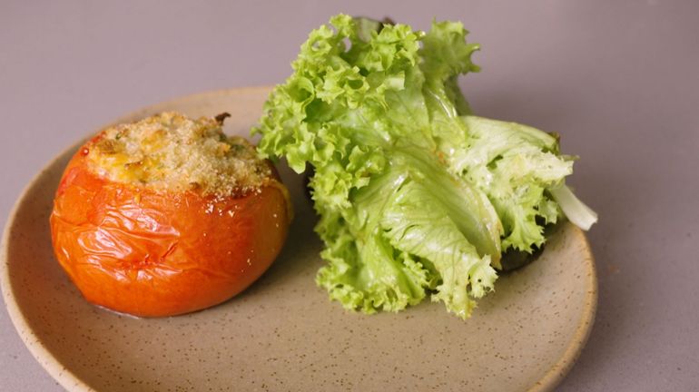 Tomates farcies sans viande : une recette généreuse et pleine de saveurs
