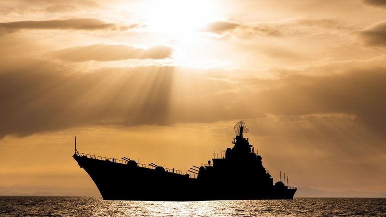 Une frégate britannique de l'Otan a surveillé un navire de guerre russe dans la Manche