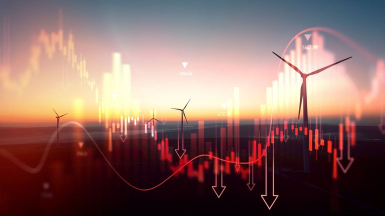 Record de prix négatifs de l'électricité en 2025 : comment l'expliquer ? Comment en profiter ?