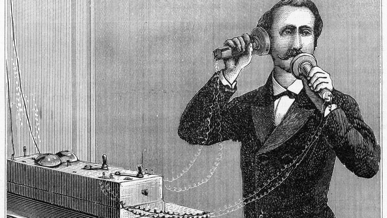 Il y a 150 ans naissait le téléphone : du câble au sans fil, retour sur l'évolution de nos télécommunications