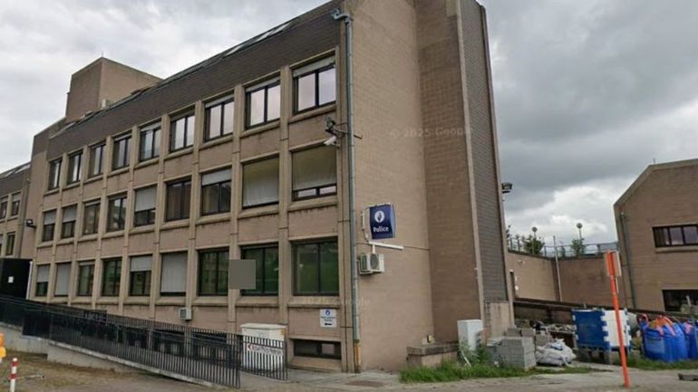 Quatre personnes ont été arrêtées dans le cadre du dossier de la découverte du corps sans vie d’une femme à La Louvière le 25 janvier 2025 Quatre personnes ont été arrêtées dans le cadre du dossier de la découverte du corps sans vie d’une femme à La Louvière le 25 janvier 2025