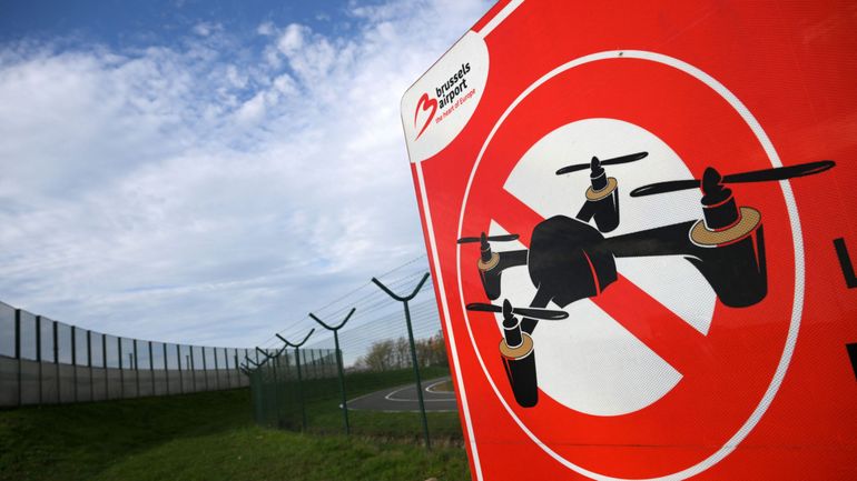 Survol de drones en Belgique : pourquoi les détecter et les détruire est plus compliqué qu'on ne le pense