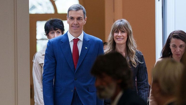 Espagne : un tribunal interdit à l'épouse du Premier ministre Pedro Sánchez de quitter le pays