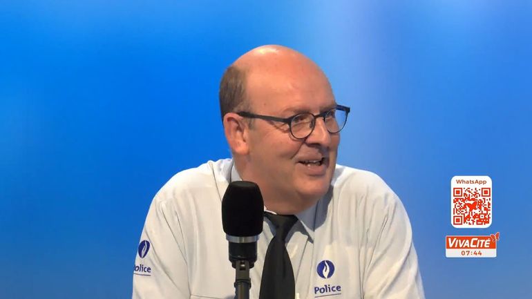 À La Louvière, la police va à la rencontre des citoyens pour retisser le lien et répondre aux préoccupations du quotidien