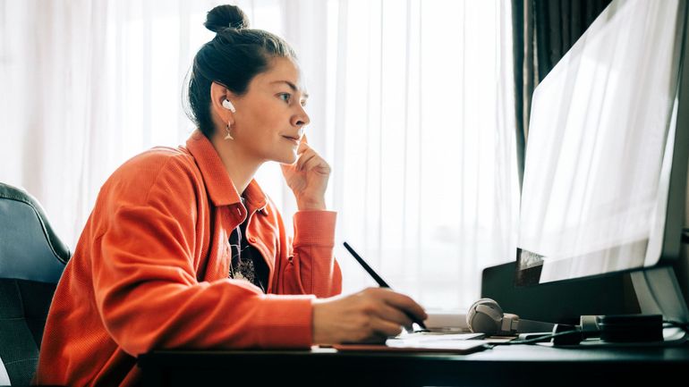 Faut-il supprimer le télétravail ? 50% des salariés prêts à démissionner si on le supprime Faut-il supprimer le télétravail ? 50% des salariés prêts à démissionner si on le supprime