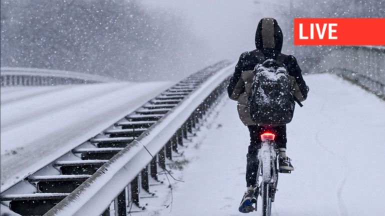 Direct - Neige en Belgique : les chutes de neige quittent peu à peu le pays, le verglas pourrait prendre le relais par endroits