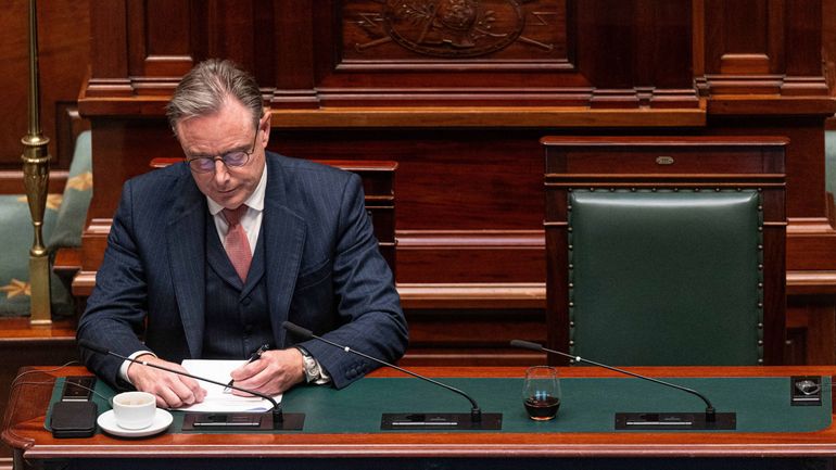 Budget fédéral : Bart De Wever reprend mercredi des bilatérales avec les vice-Premiers