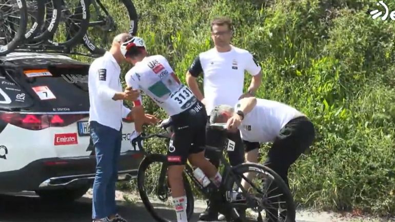 Déchirure musculaire pour Isaac Del Toro, tombé sur le Tour du Pays basque