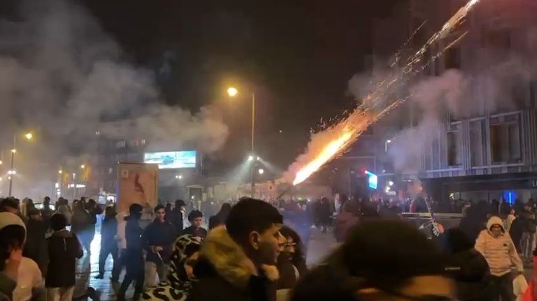 Tirs de feux d'artifice, fumigènes : la situation dégénère à Molenbeek après la finale de la CAN qui a vu le Maroc perdre contre le Sénégal