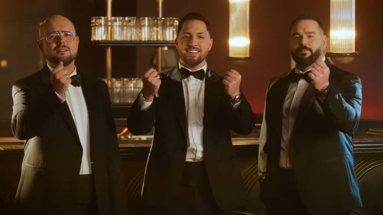 Il Cello dévoile son premier album, marqué par plusieurs duos avec de grands noms de la chanson française Il Cello dévoile son premier album, marqué par plusieurs duos avec de grands noms de la chanson française