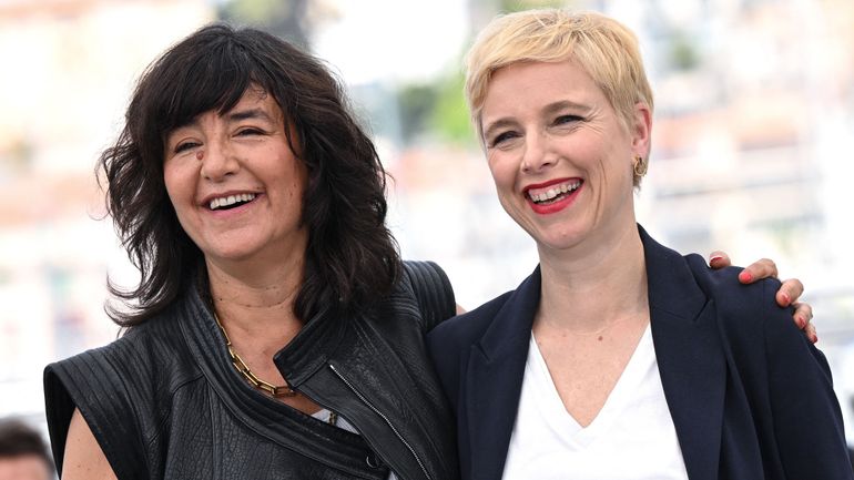 "Dites-lui que je l’aime" : Romane Bohringer adapte le livre de Clémentine Autain sur sa mère