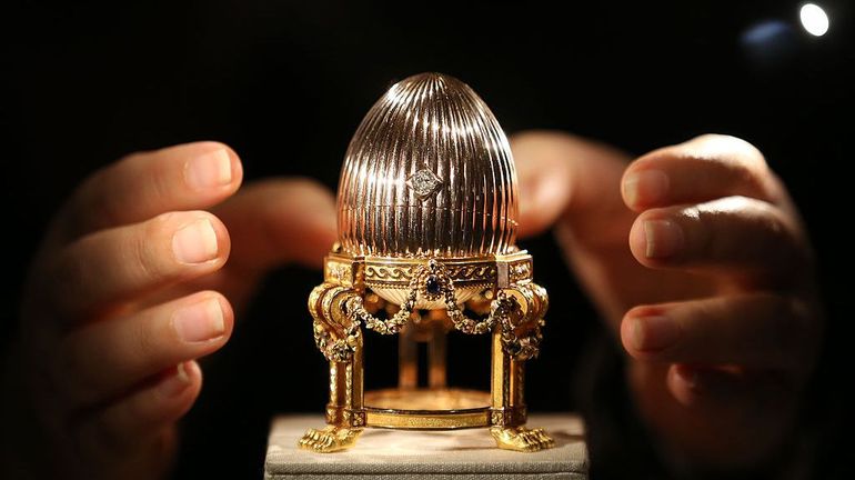 Royaume-Uni : il vole un simple sac dans un pub... qui renfermait un Suf de Fabergé à 2,5 millions d'euros