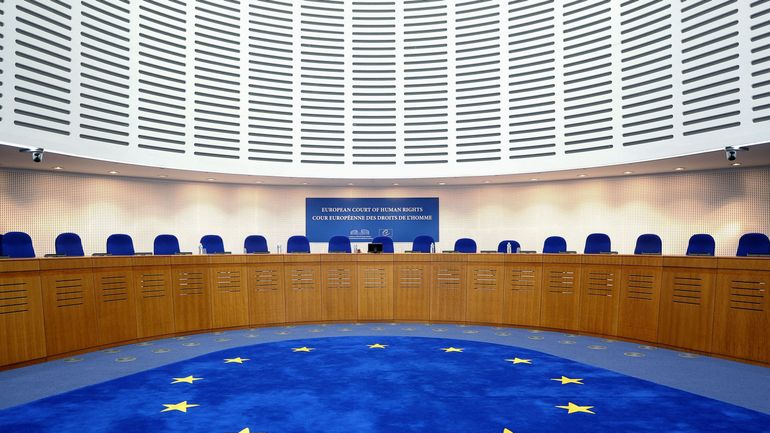 La Cour européenne des droits de l'homme abandonne 879 requêtes individuelles visant la Russie