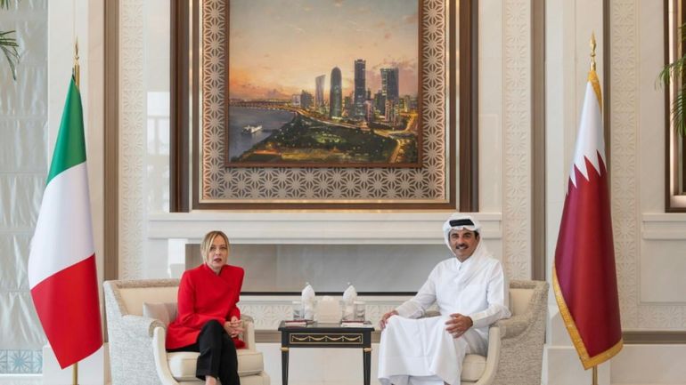 Après l'Arabie saoudite, Georgia Meloni se rend au Qatar pour "consolider la sécurité énergétique nationale"