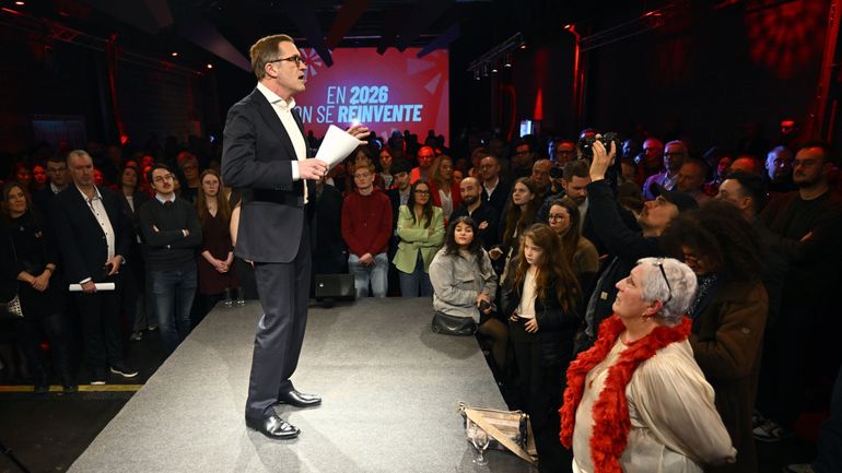 Tacle à la droite et aux engagés, tacle à Donald Trump et réforme du parti : Paul Magnette évoque les vSux 2026 du PS