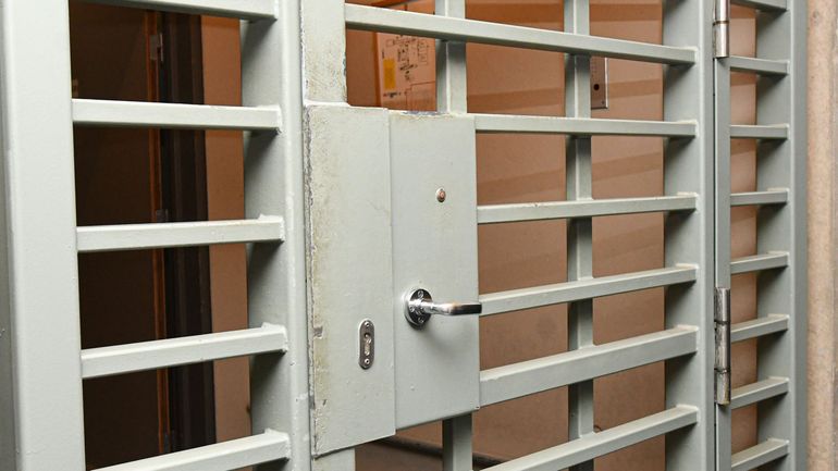 Les prisons belges continuent de se remplir plus vite qu'elles ne créent de places