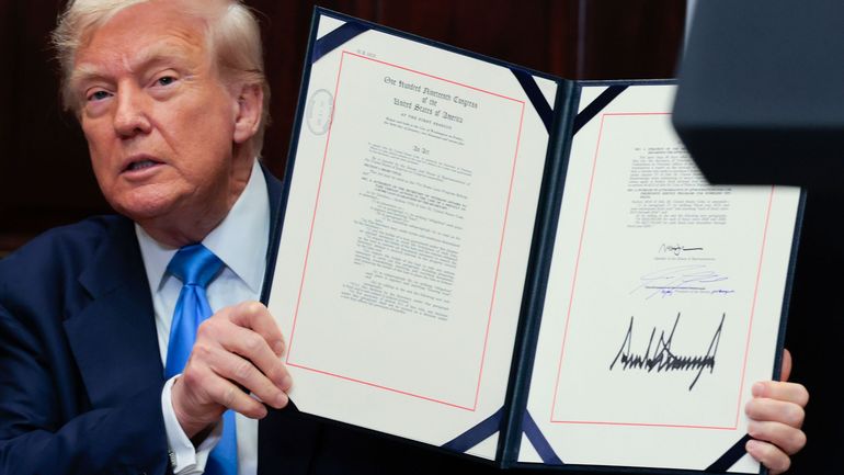 États-Unis : la sortie du livre "Regime Change" ravive les inquiétudes sur la présence d'une taupe à la Maison-Blanche