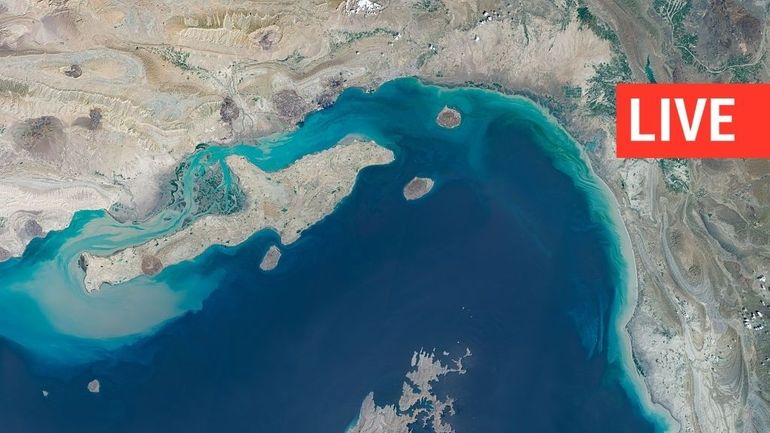 Direct - Moyen-Orient : le détroit d'Ormuz ouvert, le cours du pétrole plonge, les bourses en pleine hausse