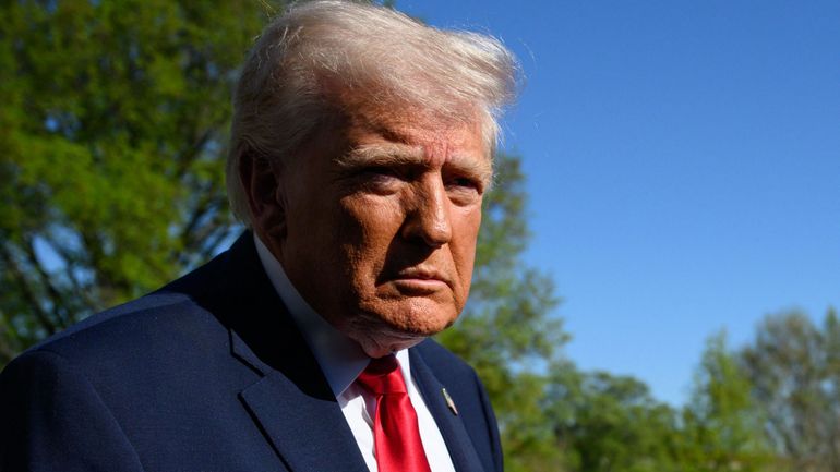 Guerre au Moyen-Orient : Trump annonce que les États-Unis vont mettre en place un blocus naval du détroit d'Ormuz