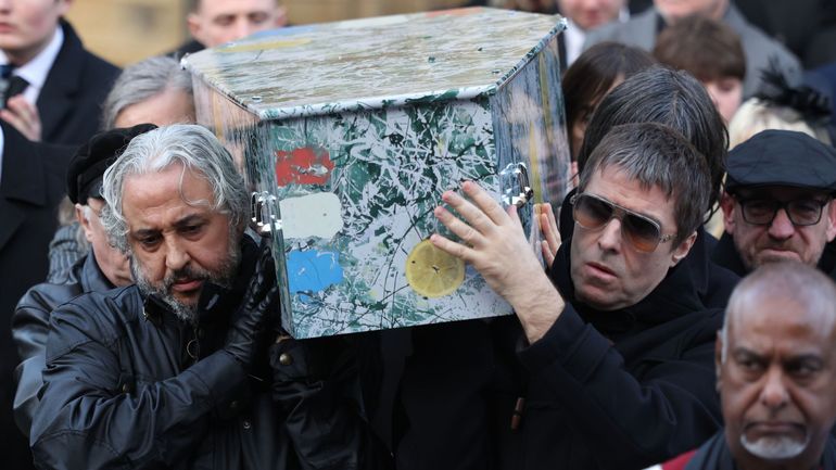 Obsèques de Gary "Mani" Mounfield : Manchester rend hommage à la légende des Stone Roses
