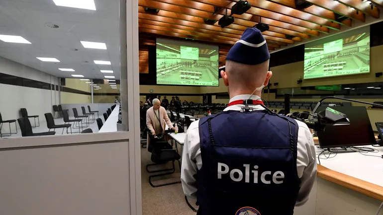 Le tribunal correctionnel de Bruges se déplace exceptionnellement au Justitia pour des raisons de sécurité.